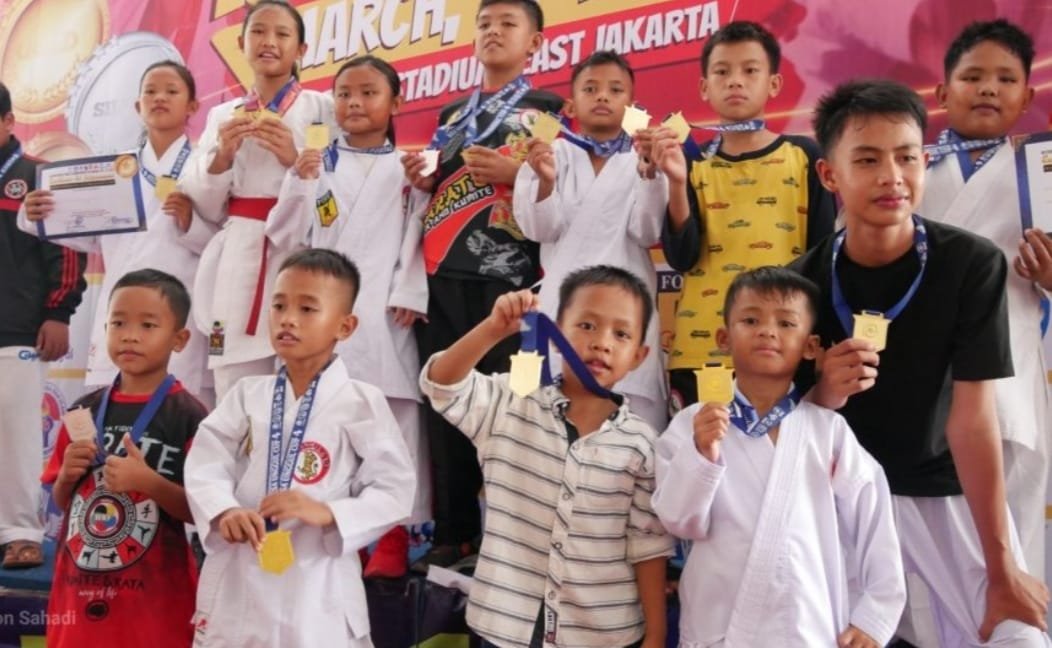 Karate Muratara Rebut 20 Emas di Kejuaraan Tingkat Internasional Esa Unggul Cup