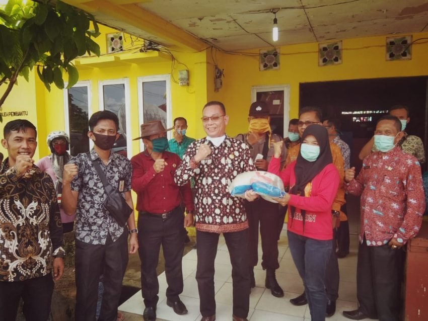 Pemkab Muratara Gelar Operasi Pasar Murah Di Kecamatan Rupit  Untuk Masyarakat Miskin