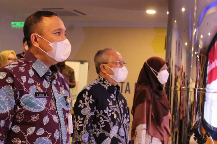 Via Zoom Wawako dan Pejabat Pemkot Ikuti Apel Siaga TPKB se-Indonesia
